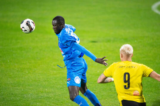 Nosabys Mohammed Mbye i matchen i div. 2 mellan Nosaby IF