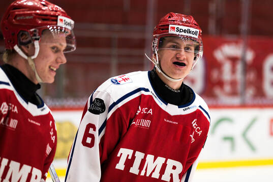 Timrås Wilmer Salzer jublar