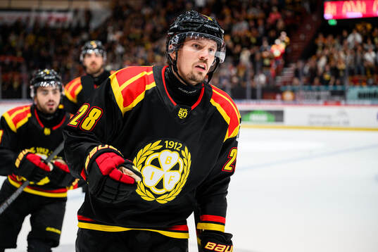 Brynäs Johannes Kinnvall jublar