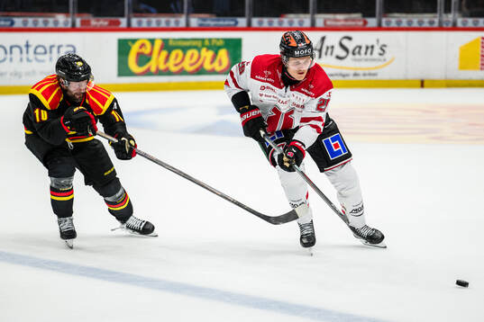 Brynäs Johan Larsson och Örebros Milton Oscarson