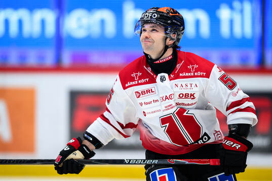Örebros David Quenneville deppar