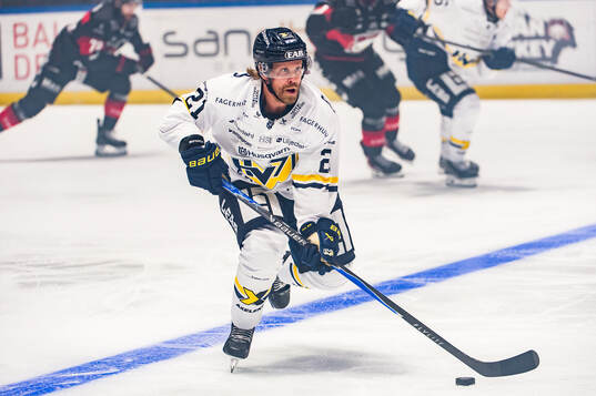 HV71s Mattias Tedenby