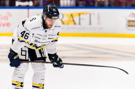 HV71s Joona Luoto deppar