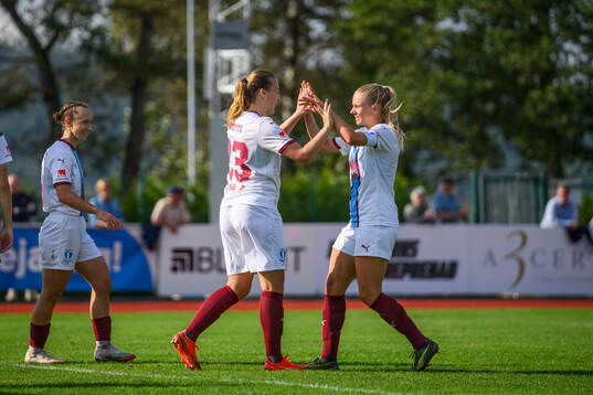 Malmö FFs målskytt Sara Kanutte Sørensen Fornes jublar