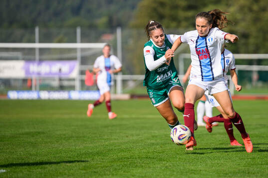 Alingsås Julia Elvbo  och Malmö FFs Matilda Kristell
