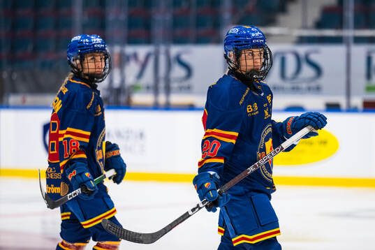 Djurgårdens Alice Östensson och Brette Pettet
