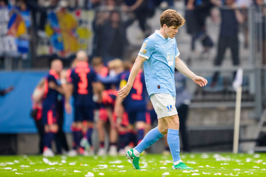 Malmö FFs Oliver Berg deppar