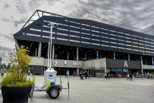 Portabel kameraövervakning utanför Eleda stadion