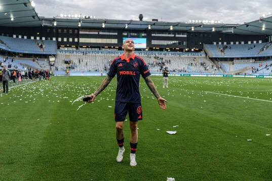 Djurgårdens Adam Ståhl jublar