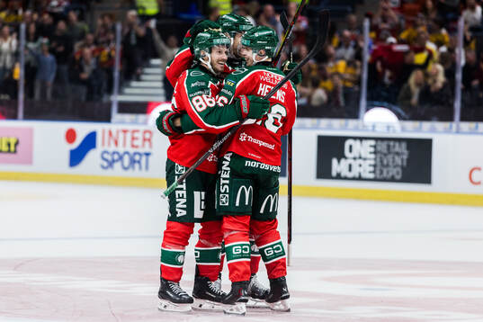 Frölundas Erik Thorell jublar