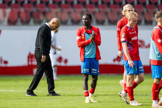 Helsingborgs tränare Kleber Saarenpää deppar
