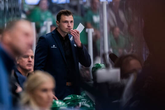 Rögles assisterande tränare Max Bohlin