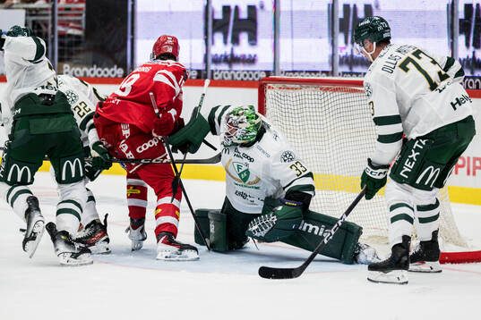 Timrås Eddie Genborg och Färjestads Emil Larmi