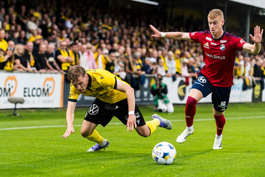 Mjällbys Jeppe Kjaer och Östers Daniel Ask