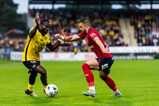 Mjällbys Uba Charles Nwokoma och Östers Vladimir Rodic
