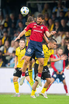 Östers IFs Alibek Aliev mot Mjällby AIFs Tom Pettersson