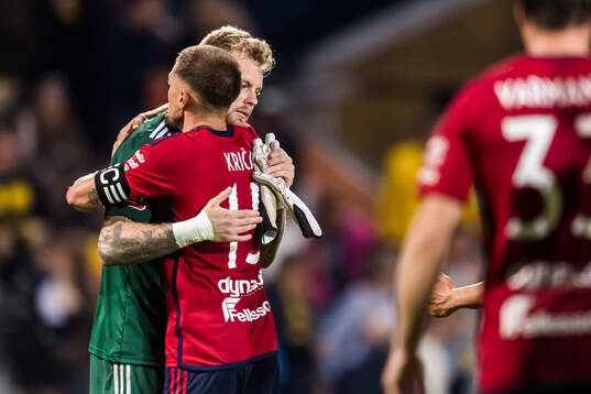 Östers målvakt Robin Wallinder och Ivan Kricak