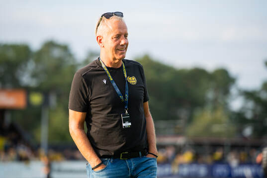 Mjällby AIFs sportchef Hasse Larsson