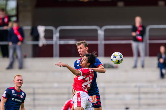 Kalmars Arash Motaraghebjafarpour och Sandvikens IFs Daniel