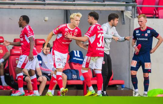 Kalmars Carl Gustafsson byts in