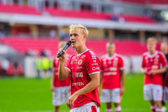 Kalmars Carl Gustafsson jublar