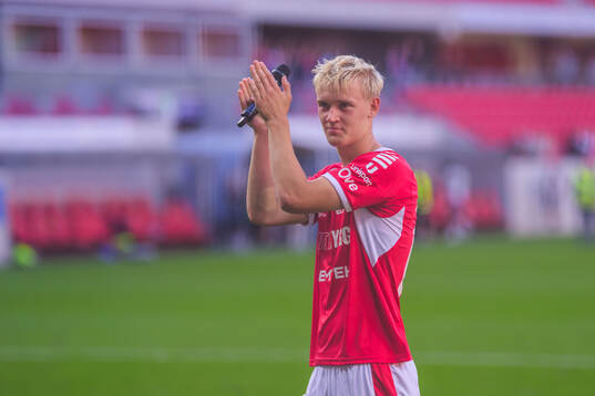 Kalmars Carl Gustafsson jublar