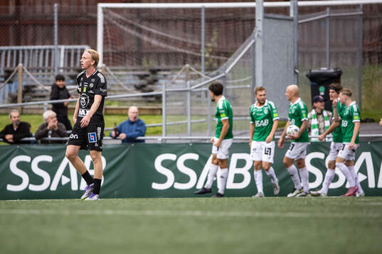 Örebros Victor Sandberg deppar