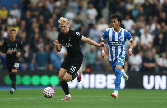 Lucas Bergvall of Tottenham
