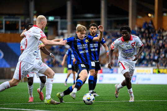 Sirius Victor Svensson, Degerfors Marcus Rafferty och