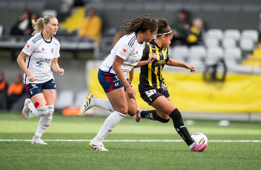 Rosengårds Jo-Anne Agbor Tataw Cronquist och Häckens