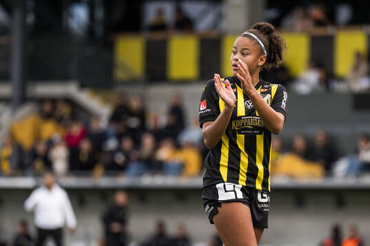 Häckens Felicia Schröder