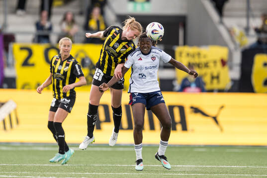 Häckens Emma Östlund och Rosengårds Anam Imo