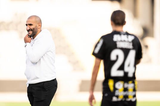 Häckens tränare Mak Lind