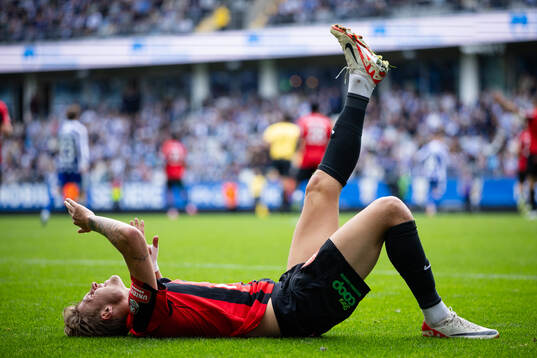 Brommapojkarnas Lukas Björklund har kramp