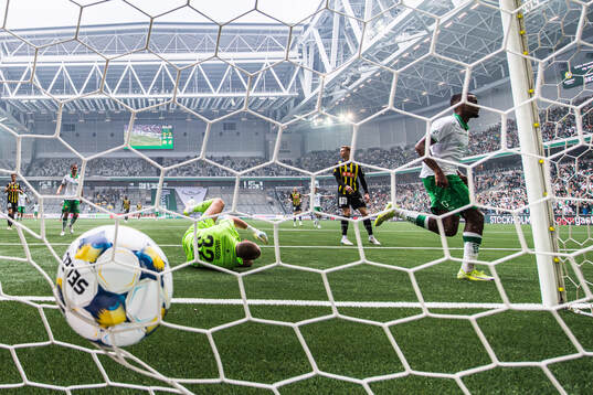 Hammarbys Paulos Abraham jublar