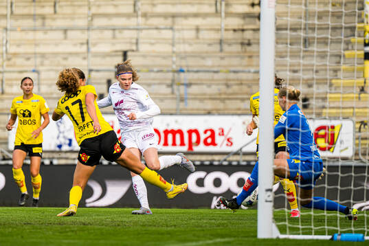 Signe Gaupset of Brann