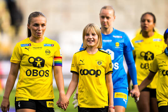 Marte Bjelde Hjelmhaug of LSK Kvinner