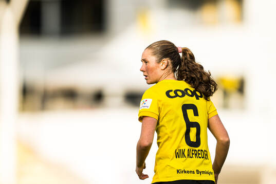 Carina Wik Alfredsen of LSK Kvinner