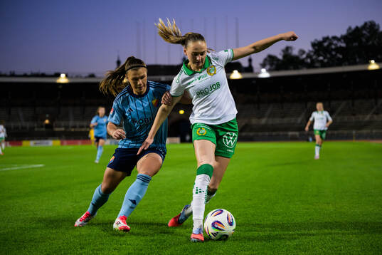 Djurgårdens Alexsandra Lobanova och Hammarbys Vilde Hasund