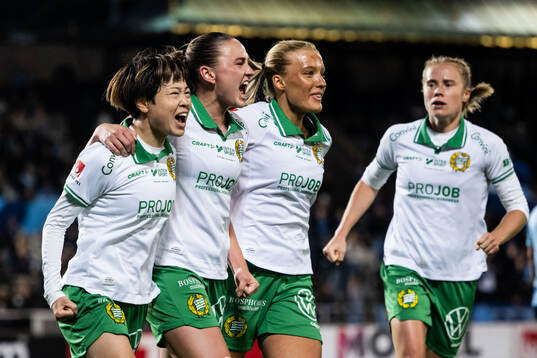 Hammarbys Asato Miyagawa, Vilde Hasund, Smilla Holmberg och