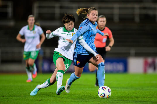 Hammarbys Asato Miyagawa och Djurgårdens Elsa Pelgander