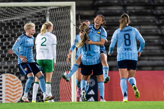 Bläddra bland fler bilder av Fotboll, Damallsvenskan, Djurgården - Hammarby