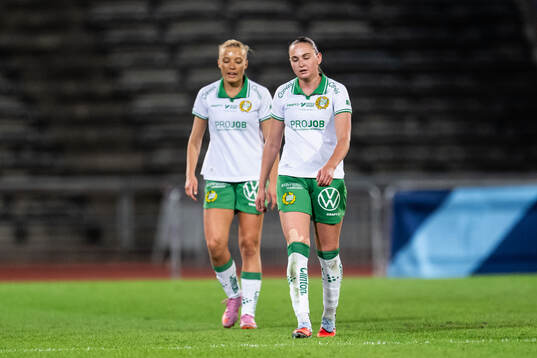 Hammarbys Smilla Holmberg och Vilde Hasund deppar