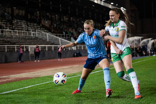 Djurgårdens Nanne Ruuskanen och Hammarbys Vilde Hasund