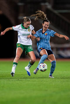 Hammarbys Sofia Reidy och Djurgårdens Lucia Duras