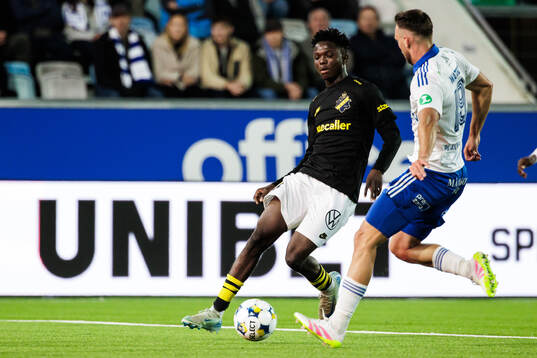 AIKs Zadok Yohanna och IFK Norrköpings Max Watson