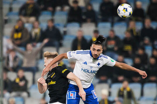 AIKs Eskil Edh och IFK Norrköpings Moutaz Neffati
