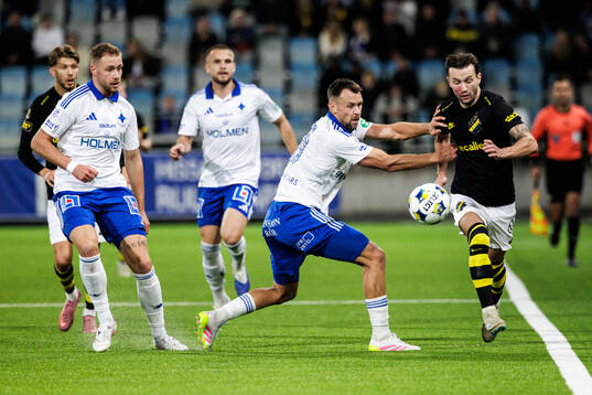 IFK Norrköpings Max Watson och AIKs Bersant Celina