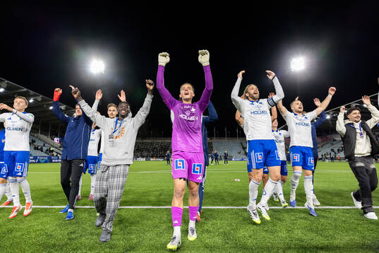 IFK Norrköpings spelare jublar