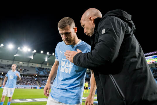 Gabriel Busanello and head coach Henrik Rydström of Malmö